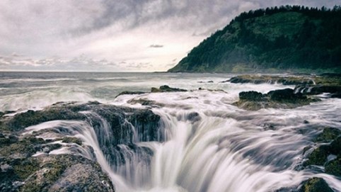 Giếng Thor và những sự thật kỳ lạ của nước Mỹ