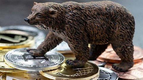 Giới đầu cơ đang bán khống mạnh Bitcoin