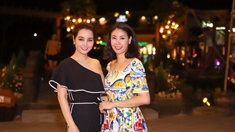 Hà Kiều Anh rủ Mai Thu Huyền thăm thú Hội An