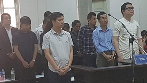 Hà Nội: Lần đầu xét xử hành vi thao túng giá chứng khoán