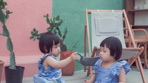 Hai thiên thần nhí 