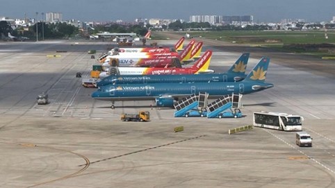 Đề xuất giảm 30% thuế bảo vệ môi trường với nhiên liệu máy bay