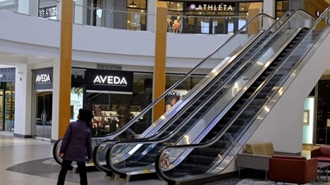 Khủng hoảng kinh tế Mỹ: Chuỗi bán lẻ và trung tâm thương mại đồng loạt sa thải nhân viên, không đóng tiền thuê nhà