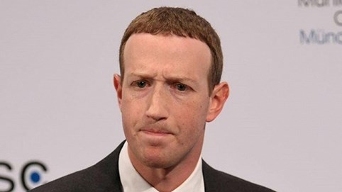 Hàng trăm nhân viên Facebook 