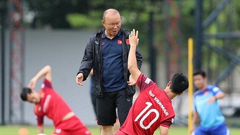 HLV Park nhận lương cao nhất lịch sử bóng đá Việt Nam