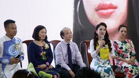 Hoa hậu Doanh nhân Xuân Hương đảm nhiệm cương vị mới - Trưởng Ban Phun thêu thẩm mỹ Việt Nam