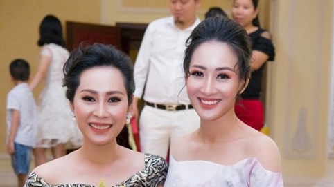 Hoa hậu Hạnh Lê - NTK Valentines Vân Nguyễn được vinh danh trong chương trình “Doanh nhân Nhân ái”