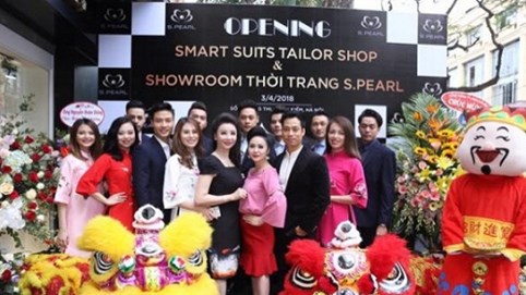 Hoa hậu Vũ Thúy Nga khai trương chuỗi cửa hàng: SmartSuits Tailor và S.Pearl