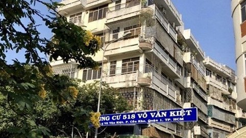 Hoàn tất di dời hộ dân khỏi chung cư bị nghiêng tại TP.HCM