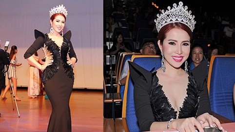 Hoàng Ny lộng lẫy khi ngồi 