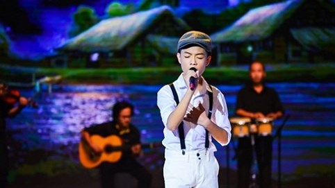 Hữu Tấn khiến khán giả 