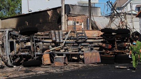 Vụ xe bồn chở xăng gặp nạn, phát hỏa: Thời điểm tai nạn, xe chạy với vận tốc 99km/h