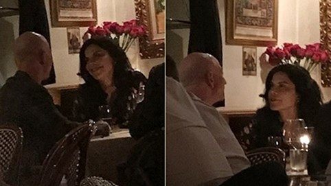 Jeff Bezos bị lộ ảnh ăn tối cùng nhân tình 3 tháng trước khi công bố ly hôn