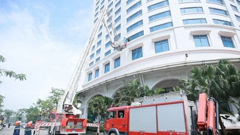 Khách sạn Hà Nội Daewoo diễn tập phương án chữa cháy