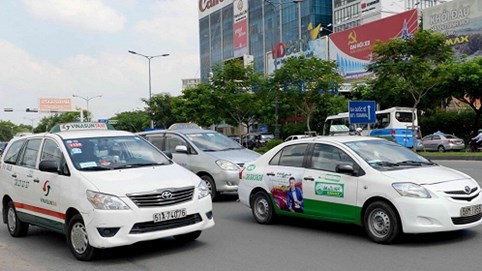 Không còn chịu lép vế trước Grab, taxi truyền thống đã liên kết lại để phản công!