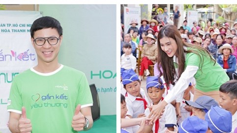 Kim Tuyến cùng MC Anh Quân 