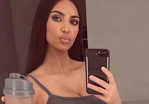 Kylie Jenner và chị em được trả hàng trăm nghìn USD đăng bài quảng cáo