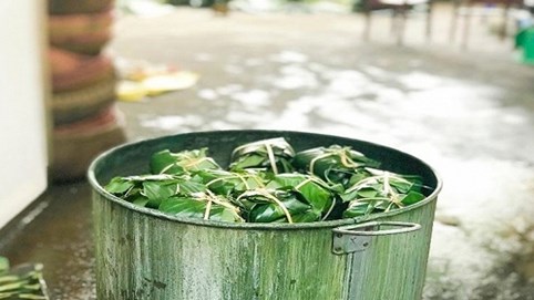 Làng bánh chưng ở Thủ đô
