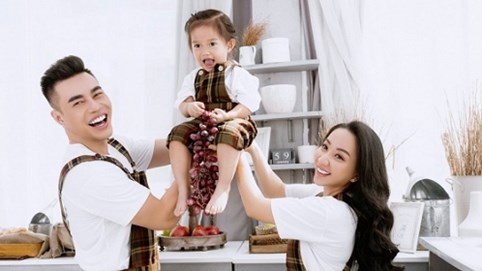 Lê Dương Bảo Lâm nói gì về vợ trong dịp 8/3?