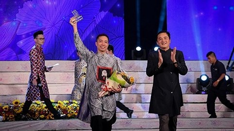 Lễ hội áo dài TP.HCM lần thứ 5 năm 2018: Lộ diện Nhà thiết kế áo dài của năm 2017