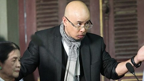 Lúc nào cũng cười và thưa “dạ”, “nghen”, nhưng ông Đặng Lê Nguyên Vũ đã nổi đóa khi nghe câu hỏi này!