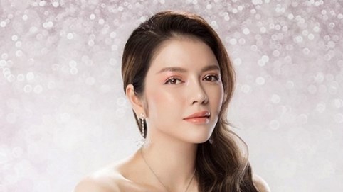 Lý Nhã Kỳ chia tay bạn trai 9 năm