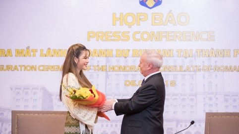 Lý Nhã Kỳ được bổ nhiệm làm Lãnh sự danh dự của Romania tại TP.HCM