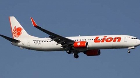 Máy bay của hãng Lion Air đâm xuống biển tại Indonesia