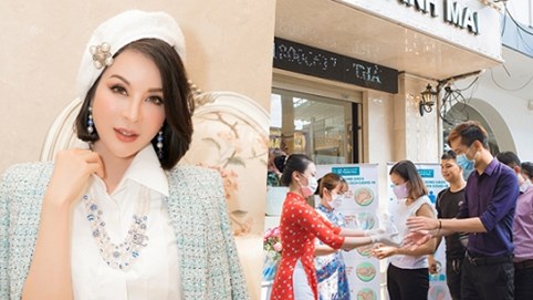 MC Thanh Mai chi hàng trăm triệu đồng phát khẩu trang, gel rửa tay miễn phí cho người dân