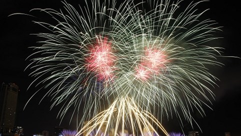 Mua vé pháo hoa Đà Nẵng thế nào, ở đâu?