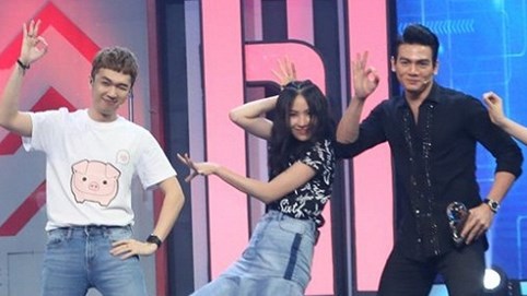 Nam Anh, Nam Em bất chấp rao bán ngọc trai trên sóng truyền hình