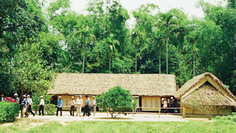 Đảng bộ, chính quyền, nhân dân quê hương Bác Hồ đoàn kết - đồng lòng vì sự phát triển