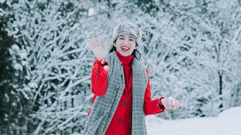 Ngọc Diễm tận hưởng cái lạnh âm độ tại Nhật Bản