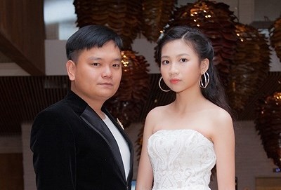 Ngọc Lan Vy đẹp mong manh cùng Trịnh Tú Trung đi dự sự kiện