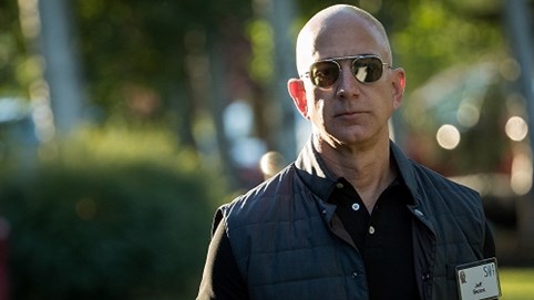 Cách người giàu nhất hành tinh kiếm tiền và tiêu tiền: Ai đọc xong cũng thấy choáng váng