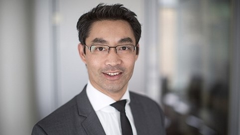 Nguyên Phó thủ tướng Đức: 'Về Việt Nam là bước tiến trong sự nghiệp của tôi'