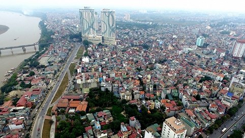 Nhà đầu tư chờ bắt đáy bất động sản