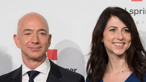 Nhận 37 tỷ USD sau ly hôn, vợ cũ ông chủ Amazon từ thiện một nửa