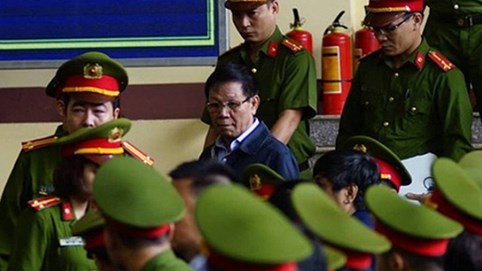 Nóng 24h qua: Dùng súng 