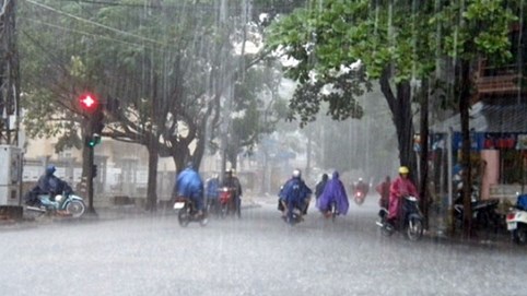 Nóng 24h qua: Siêu bão MANGKHUT mạnh lên cấp 17 hướng về phía Bắc Biển Đông