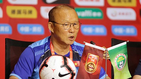 Nóng 24h qua: Thầy Park khiêm tốn dù U22 Việt Nam thắng thuyết phục U22 Trung Quốc