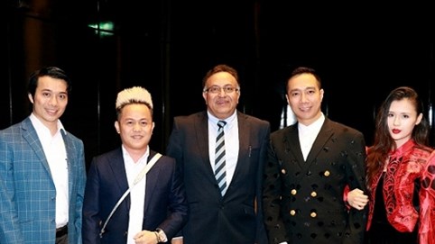 NTK Đỗ Trịnh Hoài Nam hội ngộ tiến sĩ Alok Bharadwaj trước ngày lên đường tới Cannes