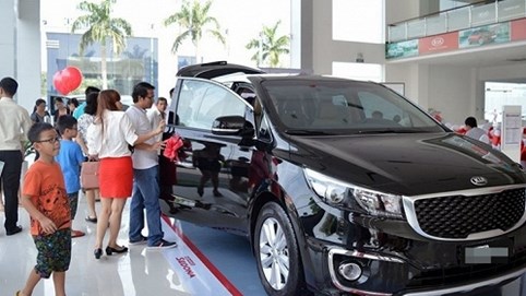 Ô tô 400 triệu: Giá giảm mạnh, cuối năm mua xe chơi Tết