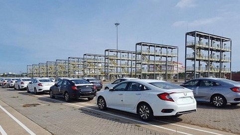 Ô tô nhập tăng đột biến: Nhân tố giá rẻ gây 'bão' giảm giá