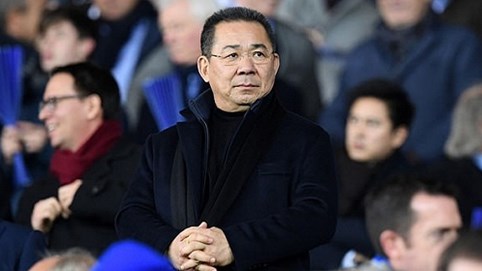 Ông chủ CLB Leicester City và con gái ngồi bên trong trực thăng phát nổ