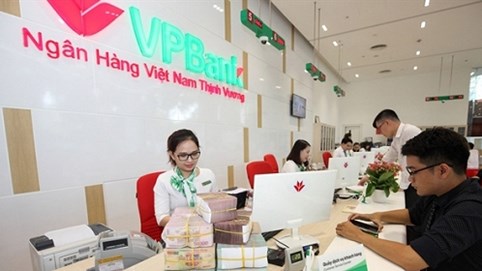 Ông Ngô Chí Dũng và mẹ muốn mua 21 triệu cổ phiếu VPBank