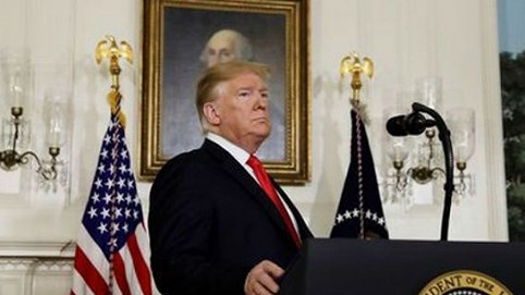 Ông Trump bị đảng Dân chủ 