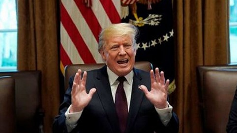 Ông Trump nhượng bộ, chấp nhận lùi ngày đọc Thông điệp liên bang