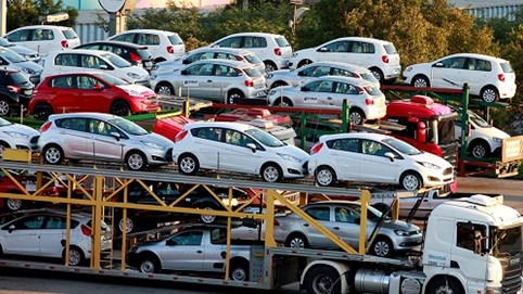 Ôtô nhập khẩu cũng muốn được giảm 50% phí trước bạ