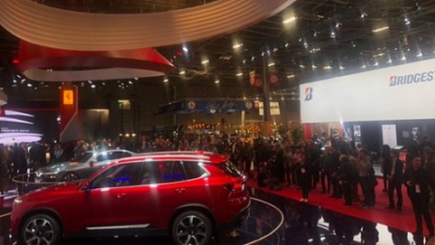 Paris Motor Show 2018: VinFast tiếp tục là tâm điểm
